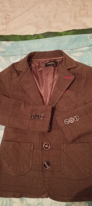 Пиджаки продам .