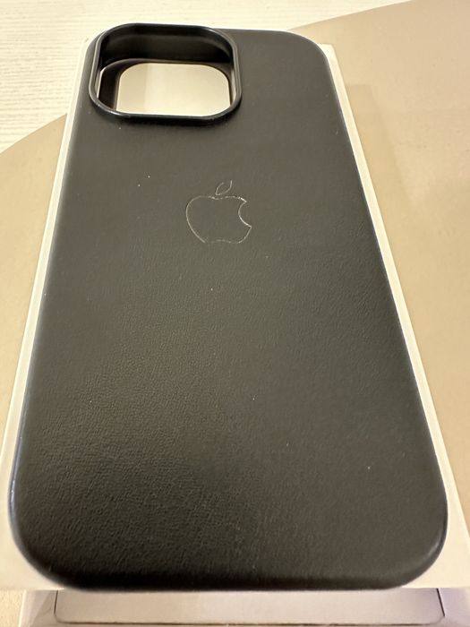 Husa piele iPhone 14 Pro