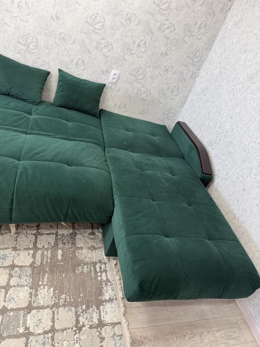 Продается угловой диван