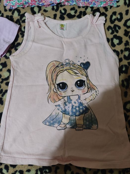 Футболки и маечки летние