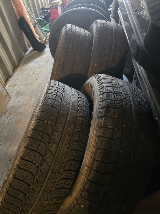 Продам шыны 265,60,18