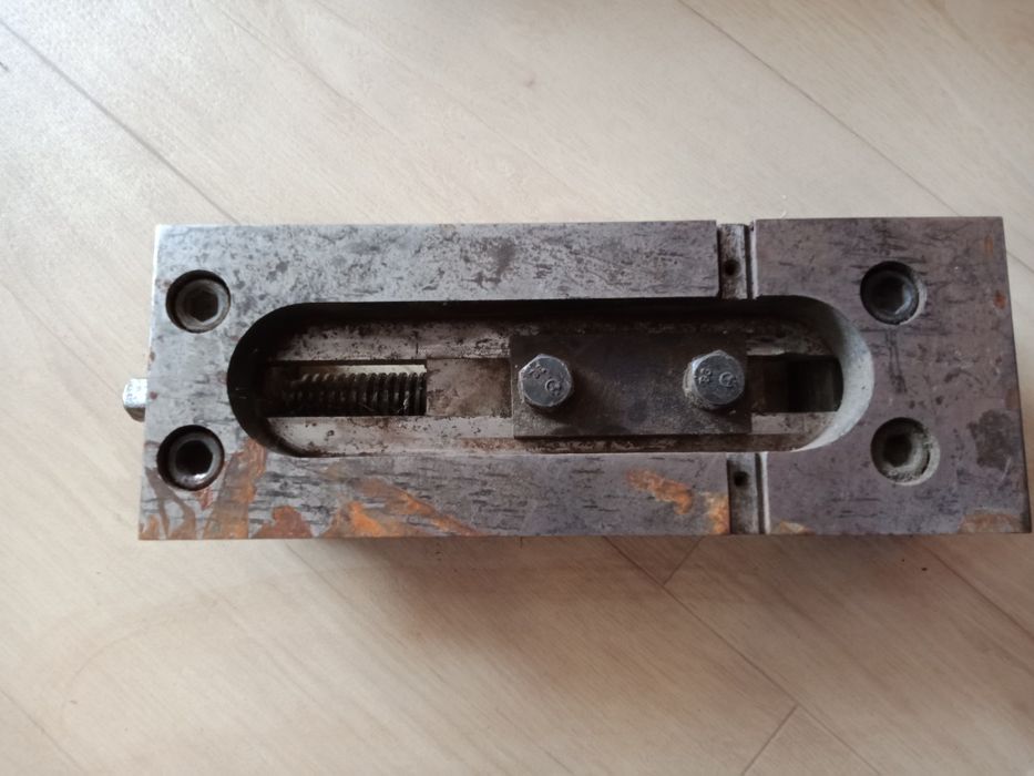 Тиски станочные советские