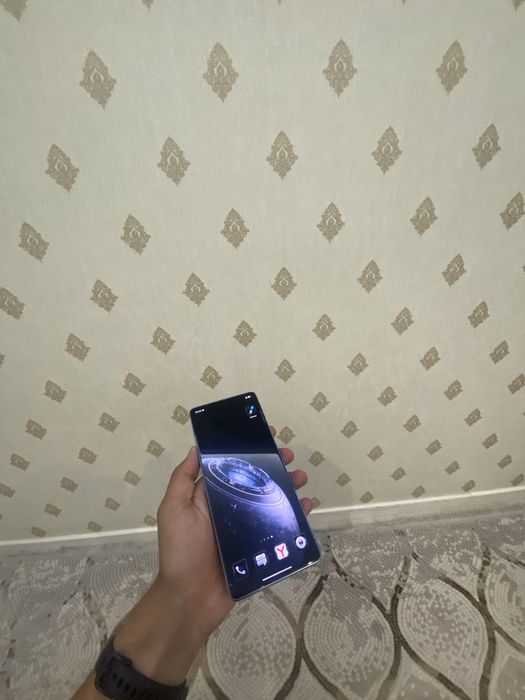 Google Pixel 7 (Snow White)