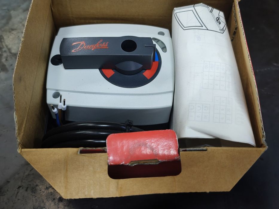 Danfoss AMB 182 rotary actuator