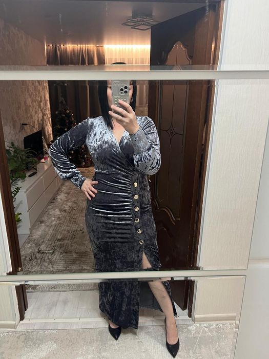 Продам шикарное платье