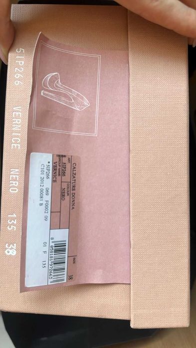 брендовые черные женские туфли