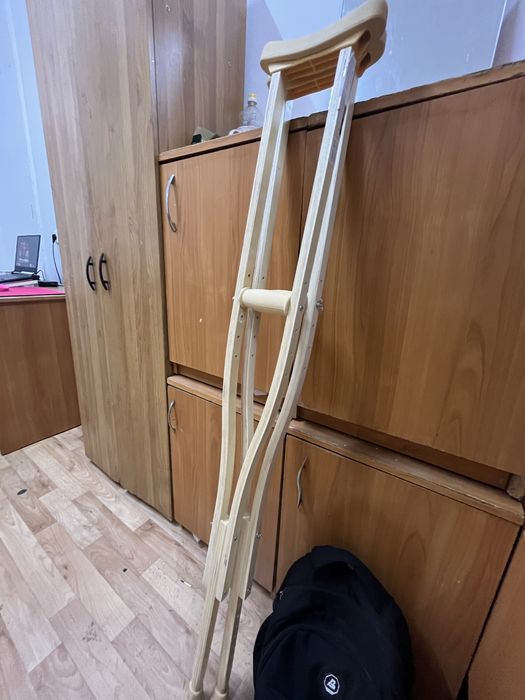 продам костылей