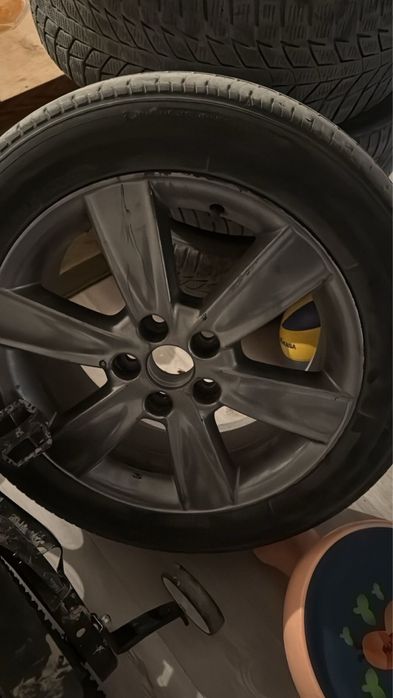 Титанка покрышкасымен