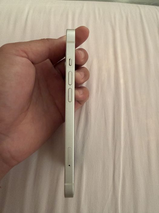 iPhone 13 128г в хорошем состоянии