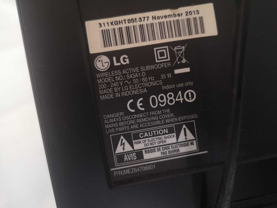 Телевизор и саундбар - LG 28 inch / smart / сет 4