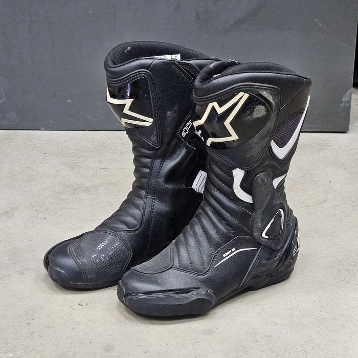 Ботуши ALPINESTARS SMX-6 V2 ZB256807

Номер: 36