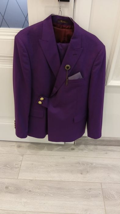 Костюм сатылады!!!