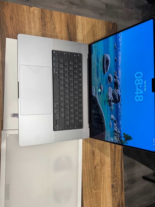 Продавам MacBook Pro 16” M1 Pro (2021) – 32GB RAM / 512GB SSD