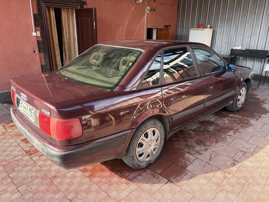 Ауди C4 1992 г.в.