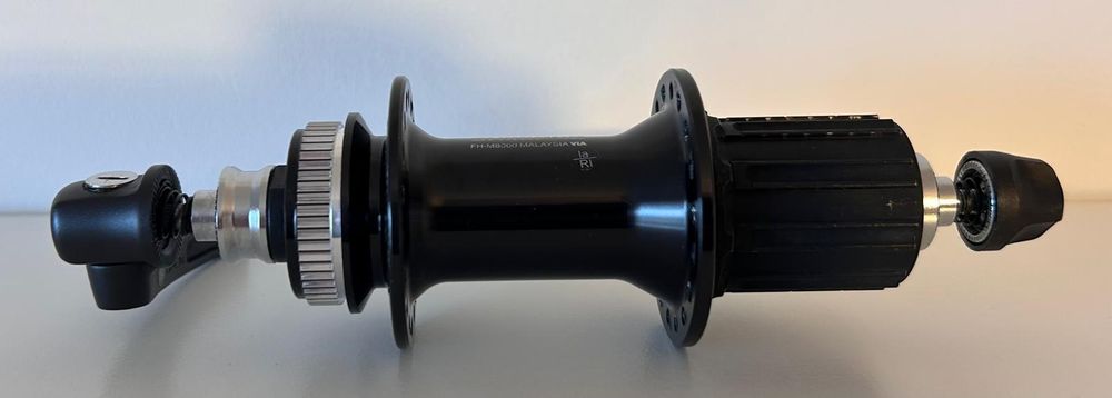 Vând Shimano Deore XT