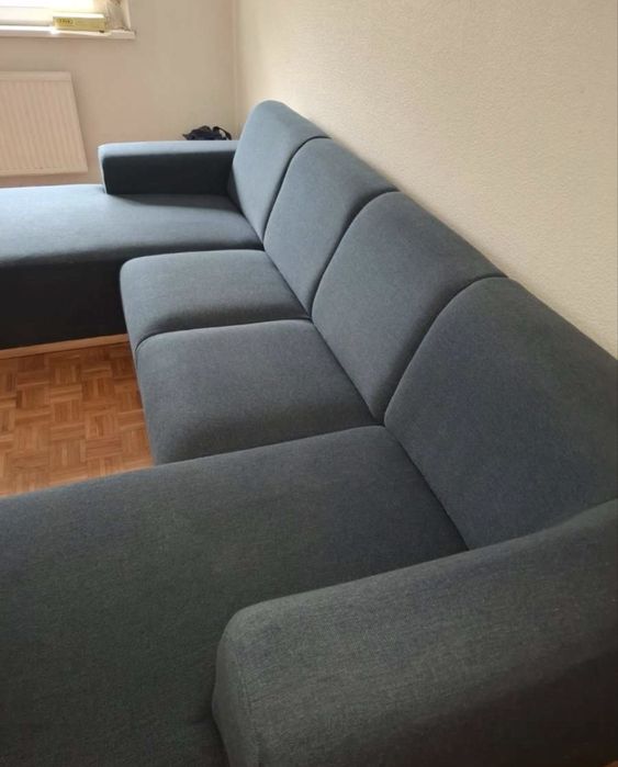 Canapea in forma de U - impecabila