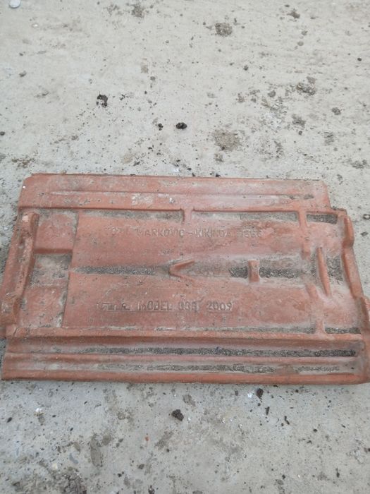 Vând țiglă de acoperit kikinda din demolări 40 m pătrați