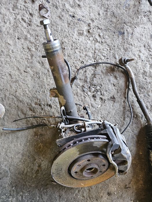 Fuzetă dreapta  față Citroen C5 2.0HDI 2004-2008