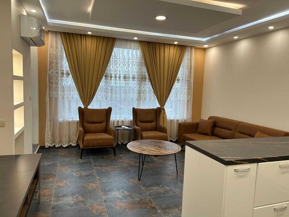 Дава се под наем Двустаен апартамент в София, Зона Б-18 - 80 кв.м за 750 € - Снимка #4