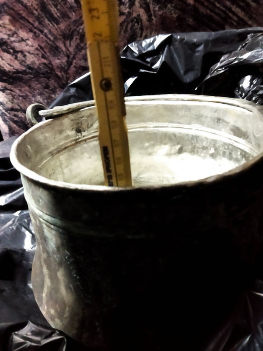 Менче 100 годишно