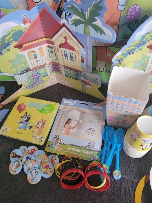 Парти украса на Блуи