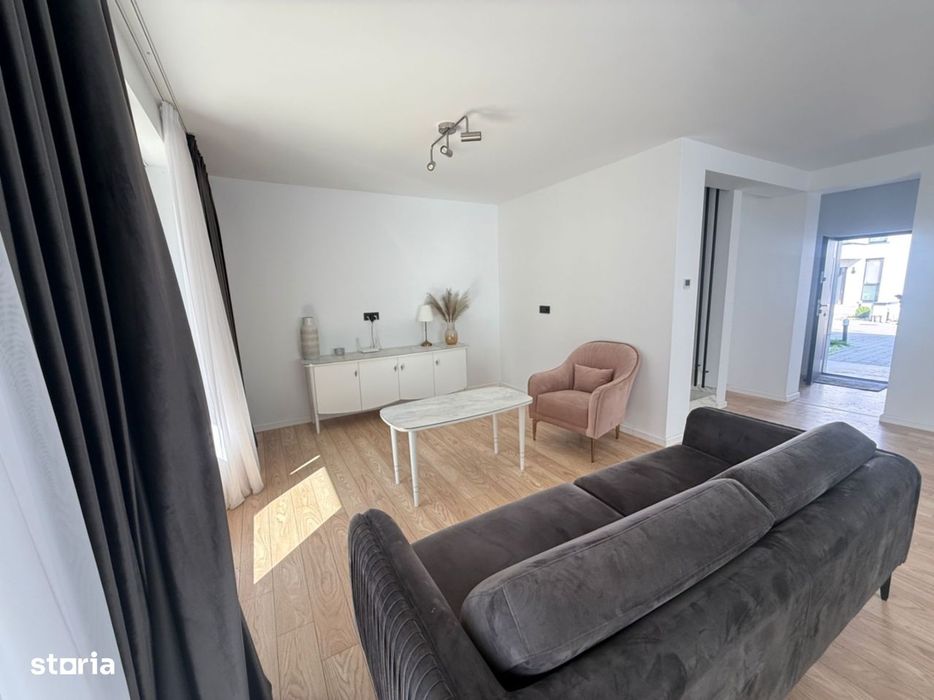Villa 5 Rooms For Rent | Private Garden | Gated Premium Complex