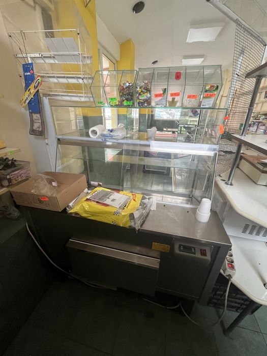 Хладилна витрина Наги-900 , Хладилни витрини 3 броя.