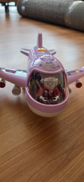 Lot jucării pe baza de baterii