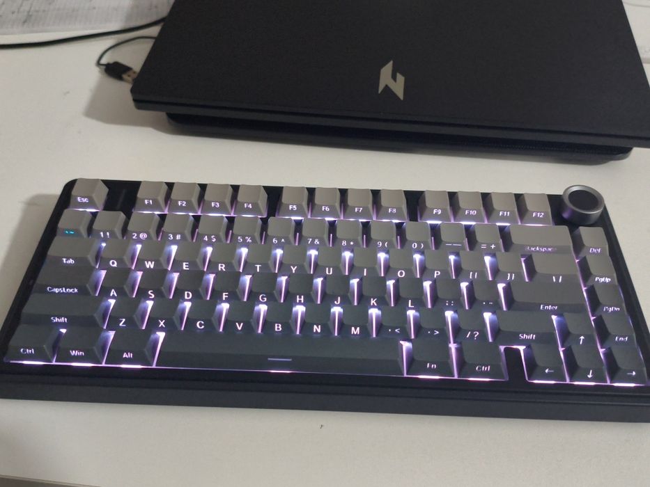 Клавиатура аула ф75