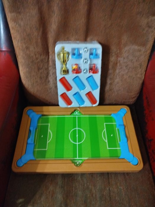 Продам игру футбол!