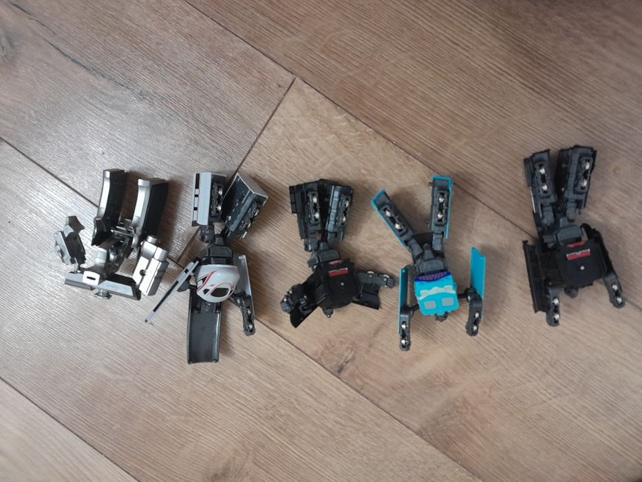 Полицейская машина робот трансформер