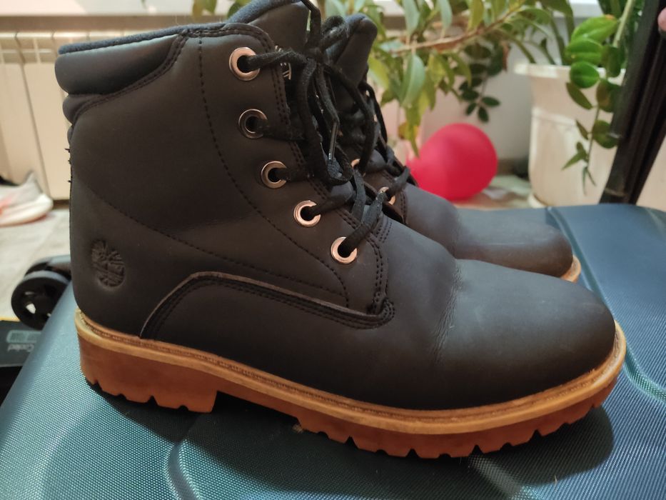 Ботинки зимние ..