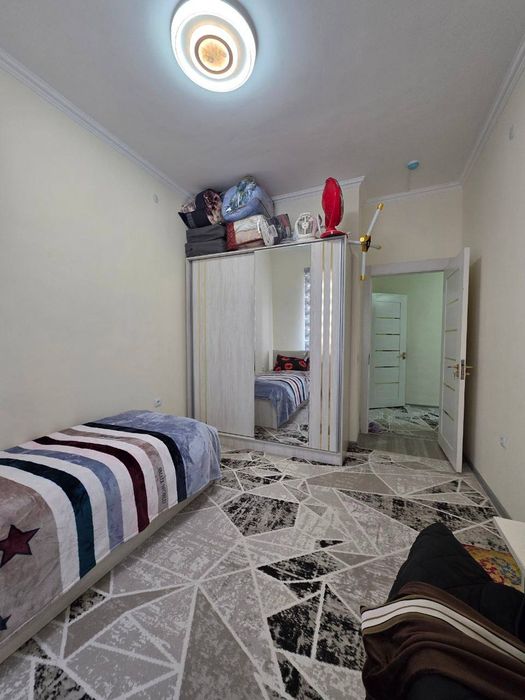 Motrid 2 xonali uy barcha jixozlari bilan sotiladi