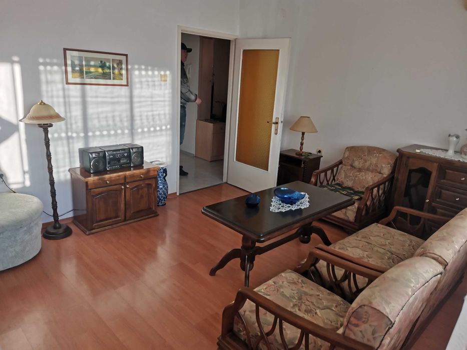 Дава се под наем Двустаен апартамент в Бургас, Славейков - 60 кв.м за 300 € - Снимка #10