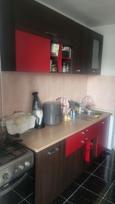 Mobilă de bucătărie