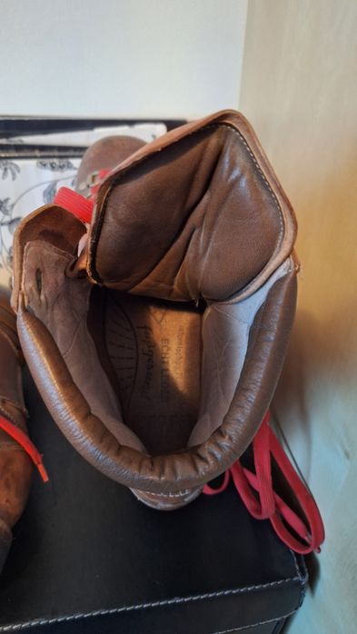 Bocanci Lowa model vechi