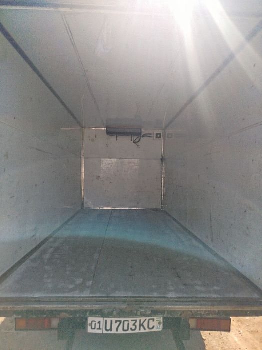 Продаётся Газель борт холодильник