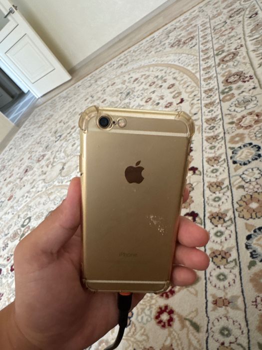 Продам IPhone 6 работает