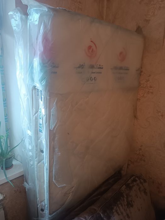 2 Матраса , новые , почти не использованные