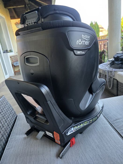 Vând scaun auto Britax romer