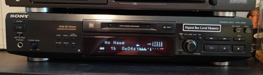 MiniDisc Sony MDS-JE520 fabricat în Japonia