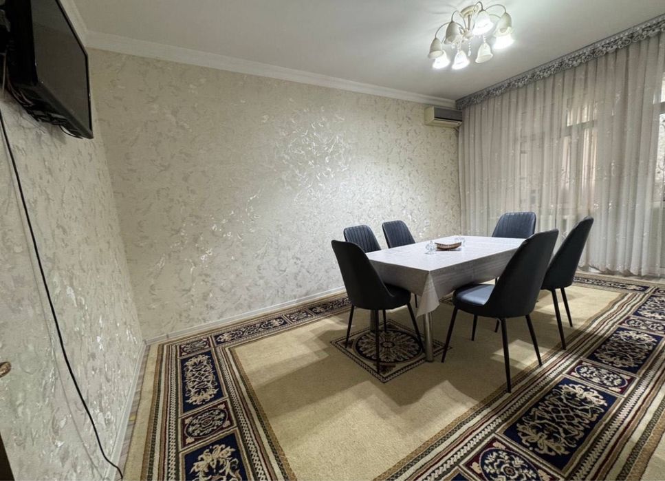 Юнусабад 7   3/1/4. 500$.