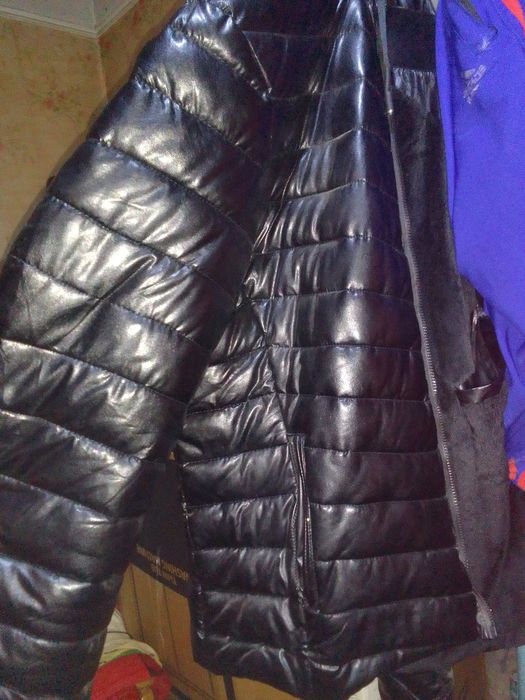 Куртка нормально,
