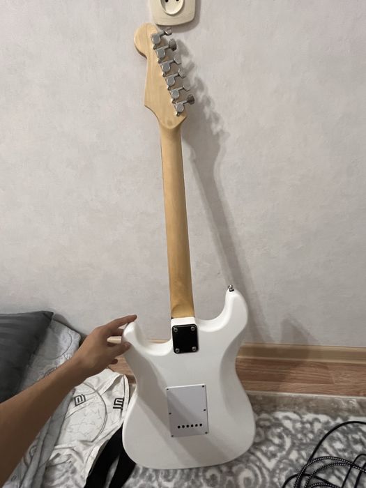 Stratocaster гитара