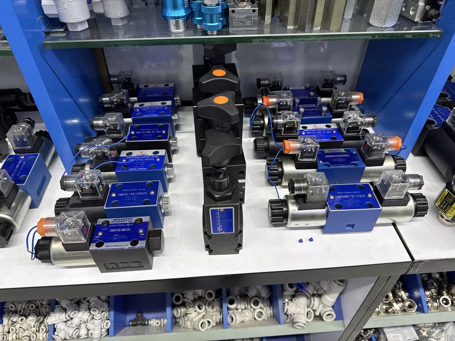 Гидравличексий клапана и запчасти