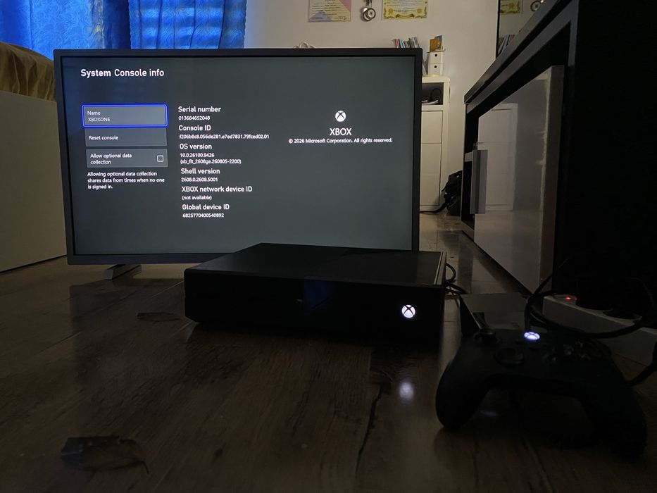 consola xbox one 1TB / 781GB