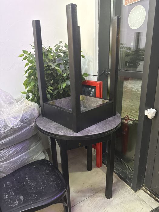 столы для кафе , офиса