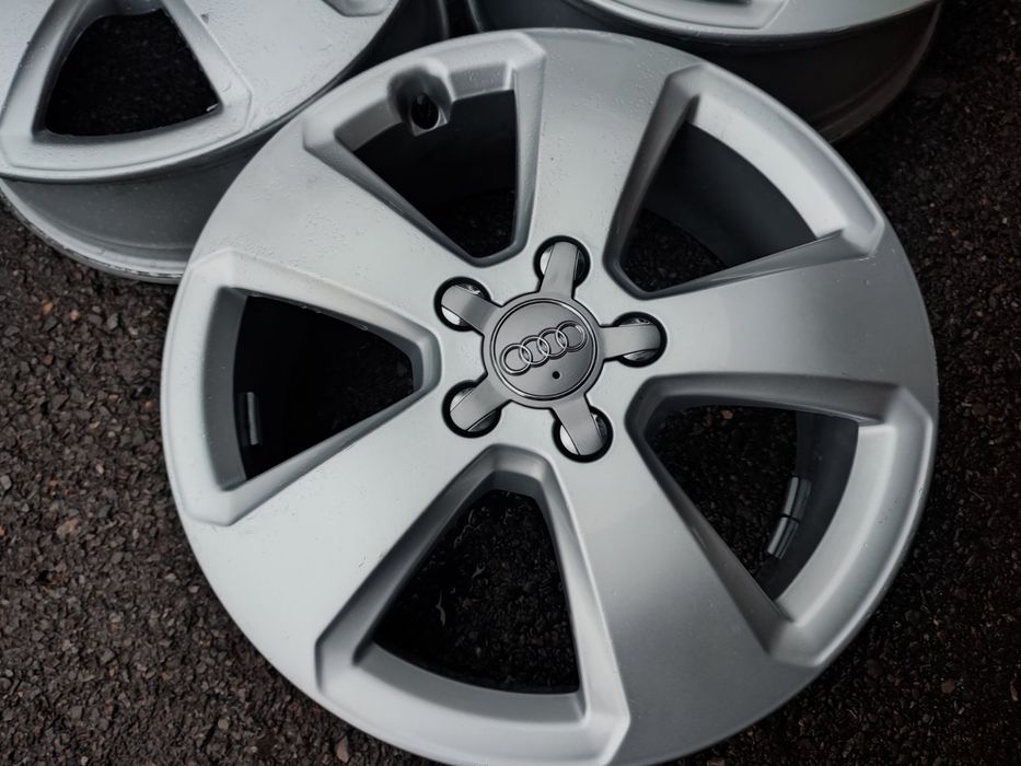 17" оригинални алуминиеви джанти за даAudi A3/Vw/Skoda.