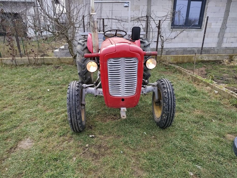 De vânzare Masse Ferguson ,în stare de functionare