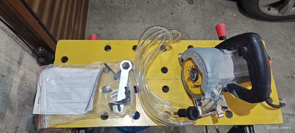 Структура Grohe-нова и инструменти за фаянс.плочки нови